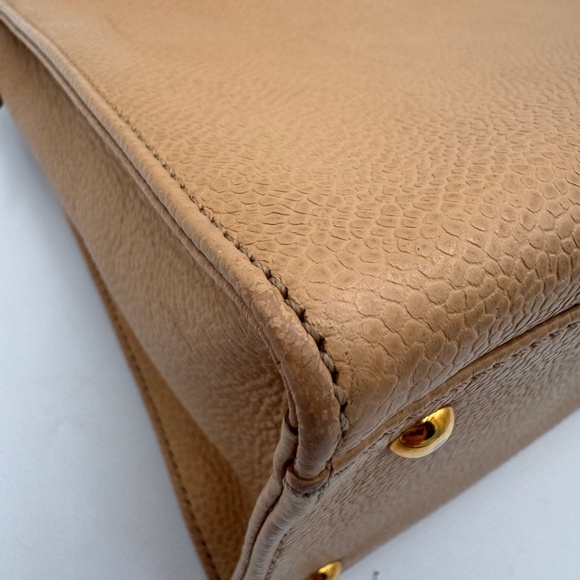 CHANEL Caviar LAX Tote - Picture 10 of 15